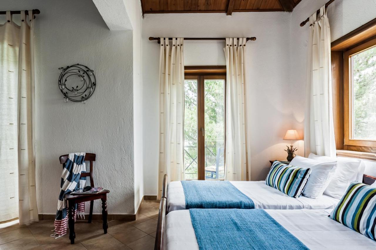 Driades * Skopelos